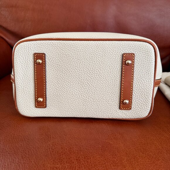 Dooney & Bourke Cream Leather Pebble Grain Handle Tote Bag + Matching Wallet - Picture 7 of 15